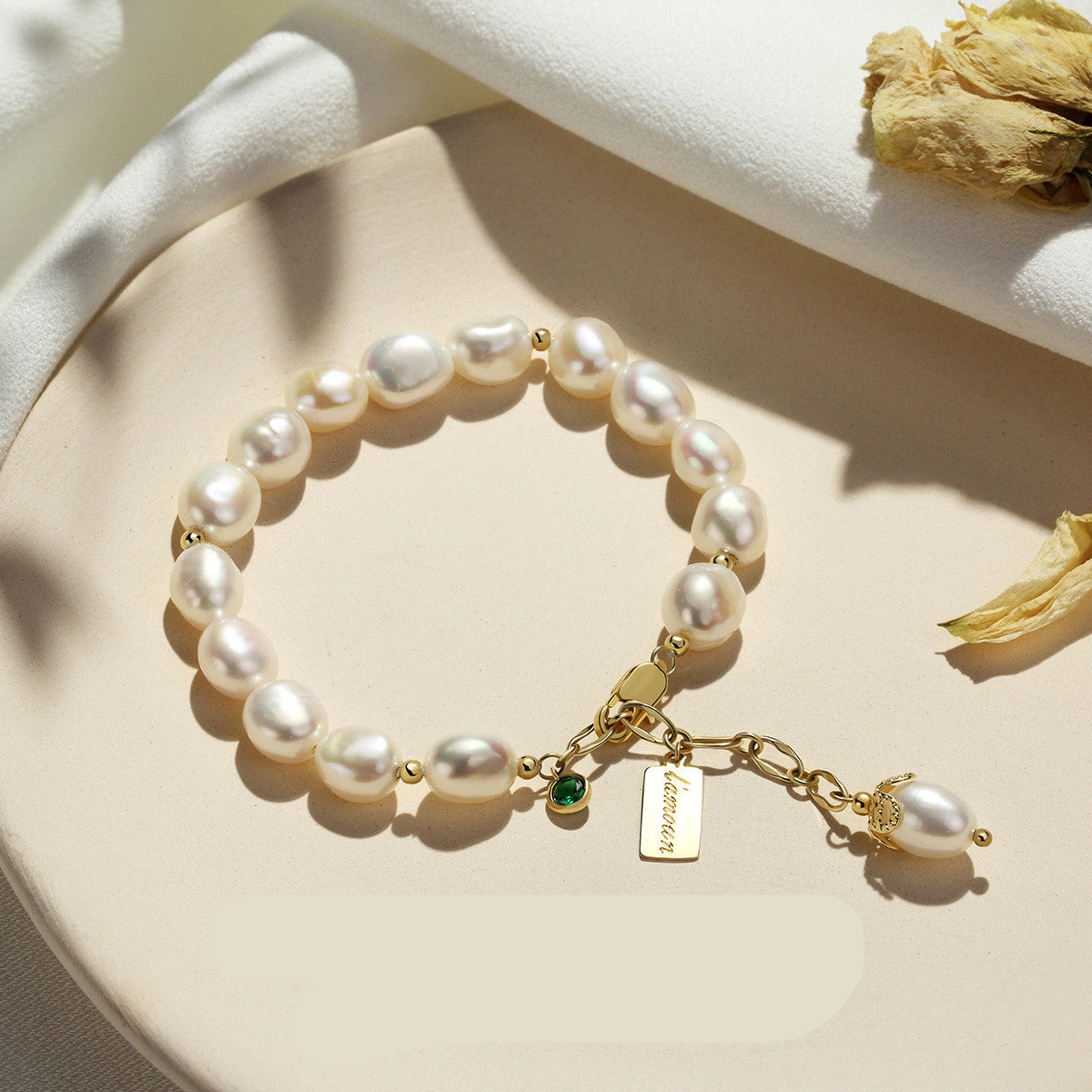 Zircon Pearl