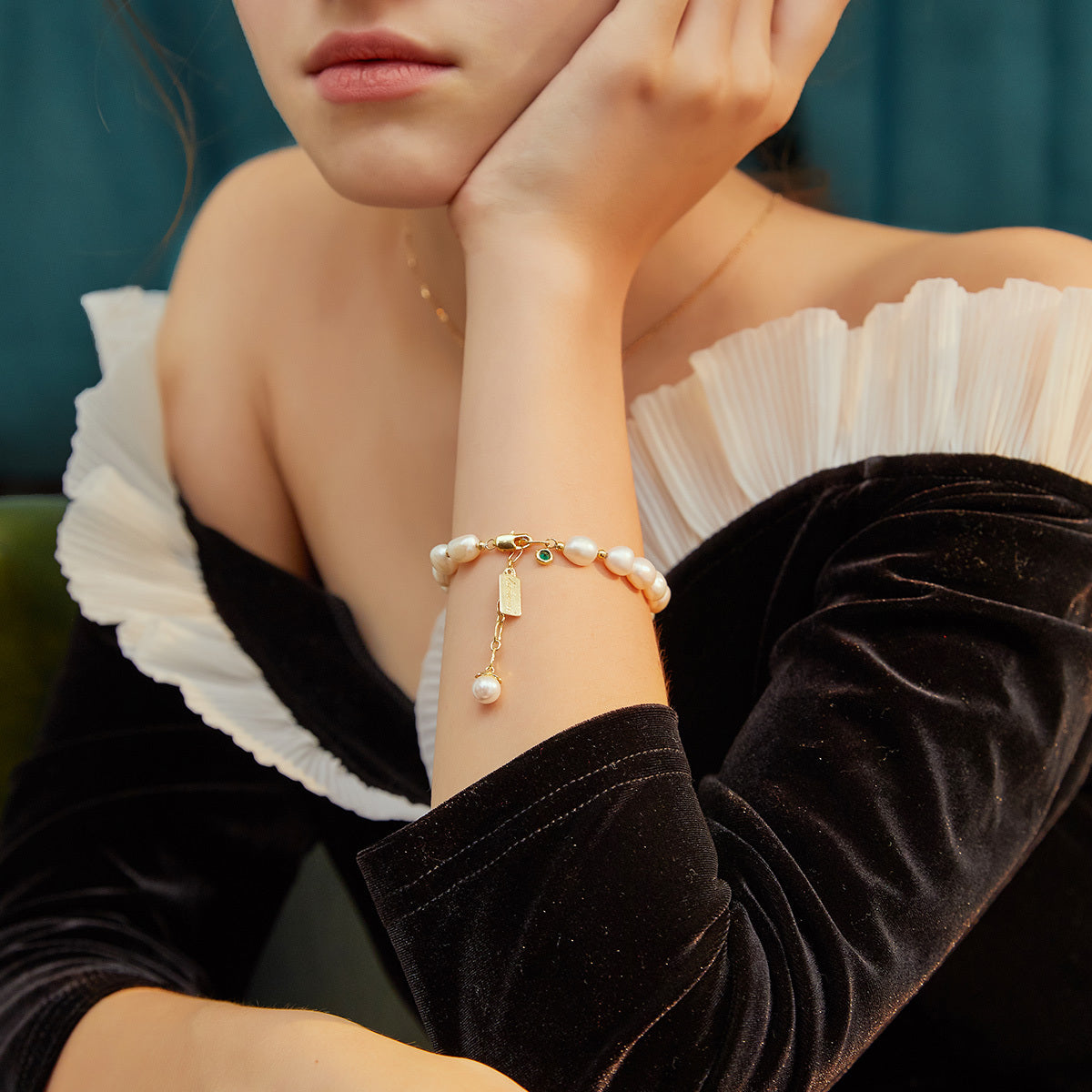 Zircon Pearl