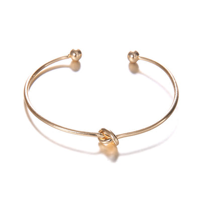 Cuff Arrow